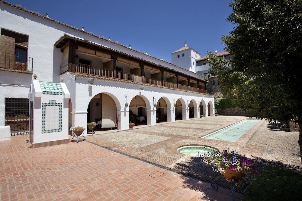 Parador De Guadalupe Guadalupe  Exteriér fotografie